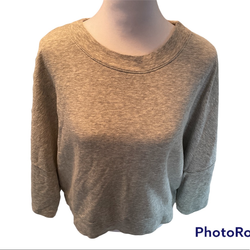 LOVE by Gap Gray 3/4” Sleeve Crop Soft Stretchy Sweatshirt Size Large - Picture 2 of 13